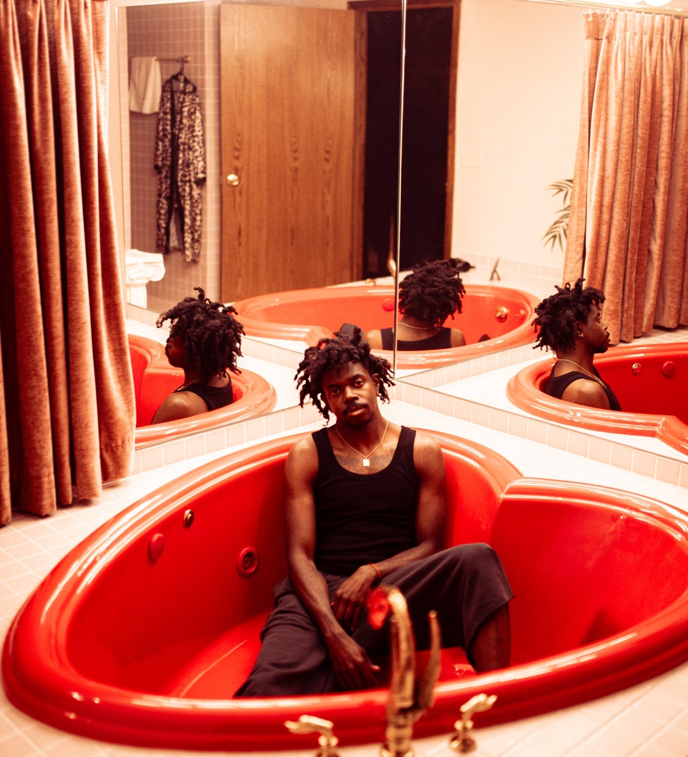 Pauli The PSM Shares "daddy (ft. VALÉ)"